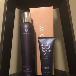 FREE CLARIFYING SHAMPOO W/ HAIRSPRAY PURCHASE!!!